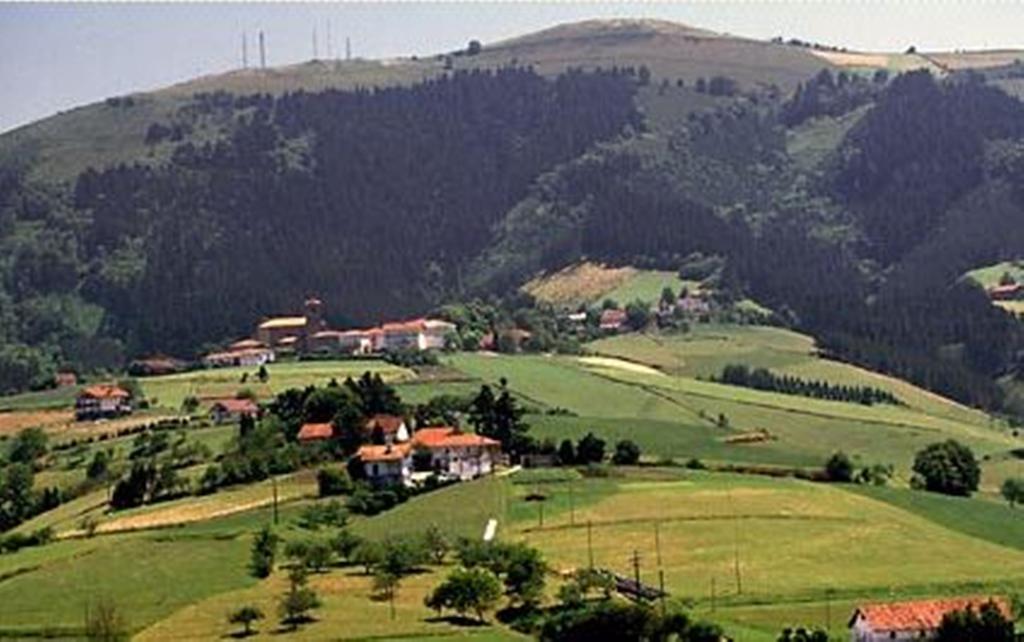 Tolare-Berri Hotel Zestoa Exterior photo